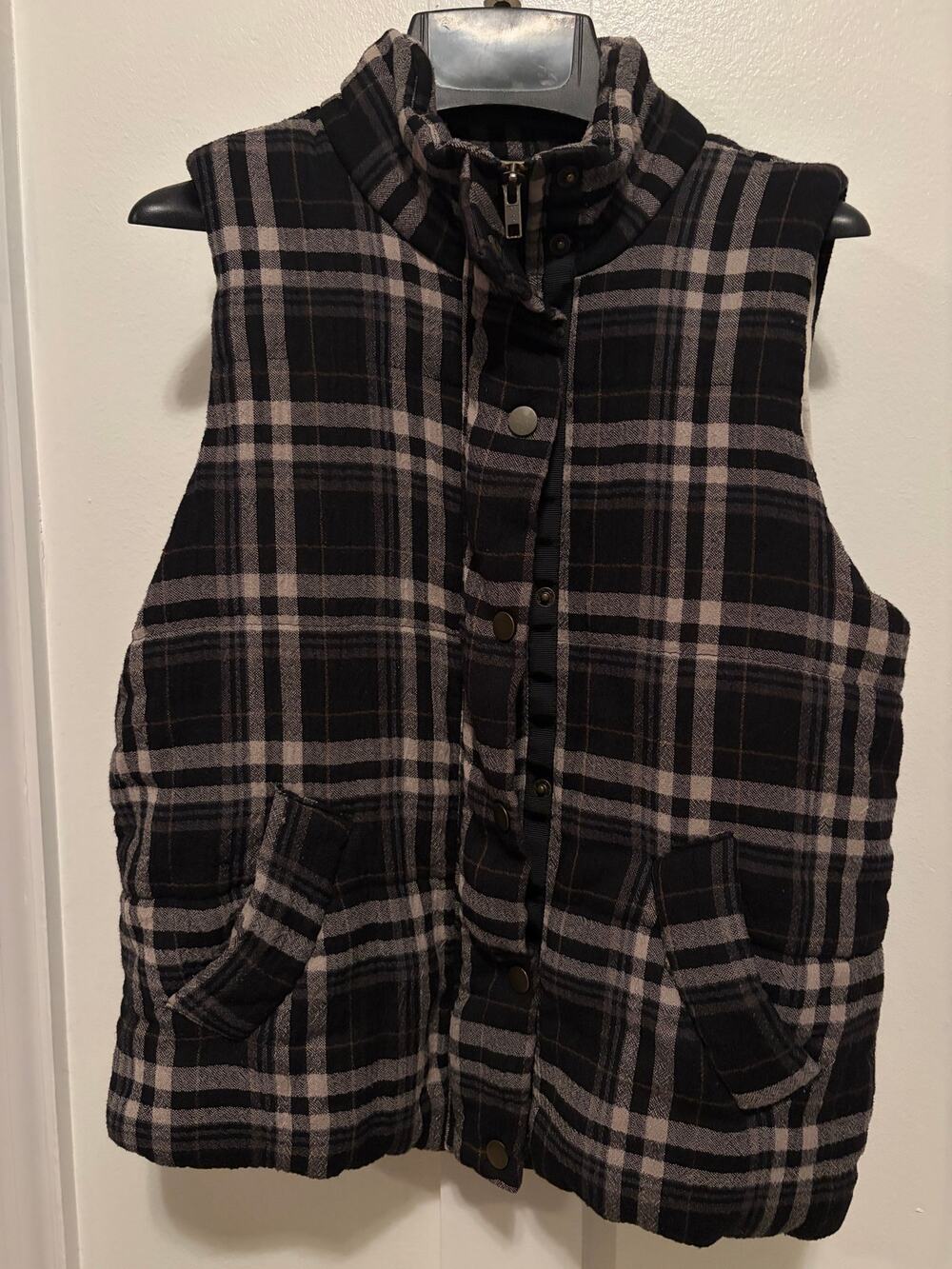 Hei Hei Black Gray Plaid Puffer Vest Zip Snap Front